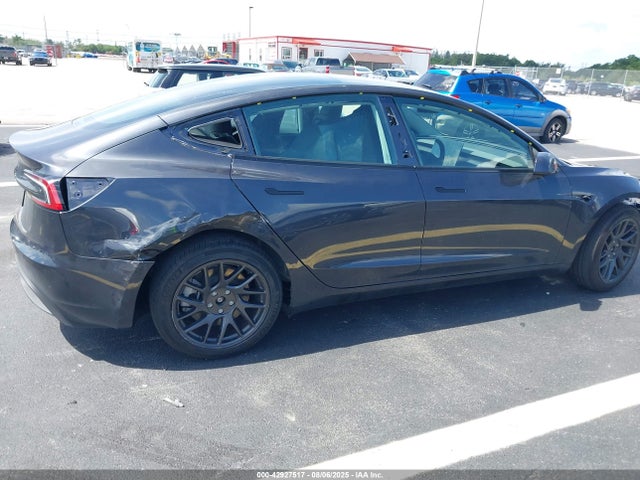 2025 TESLA MODEL 3 5YJ3E1EA1SF026410 Photo 5
