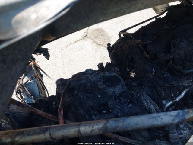 2021 MINI CLUBMAN WMWJZ9C06M2P32943 Photo 9