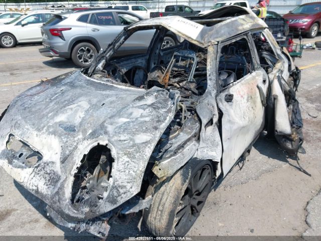 2021 MINI CLUBMAN WMWJZ9C06M2P32943 Photo 5