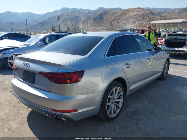 2019 AUDI A4 WAUGMAF48KN010071 Photo 3