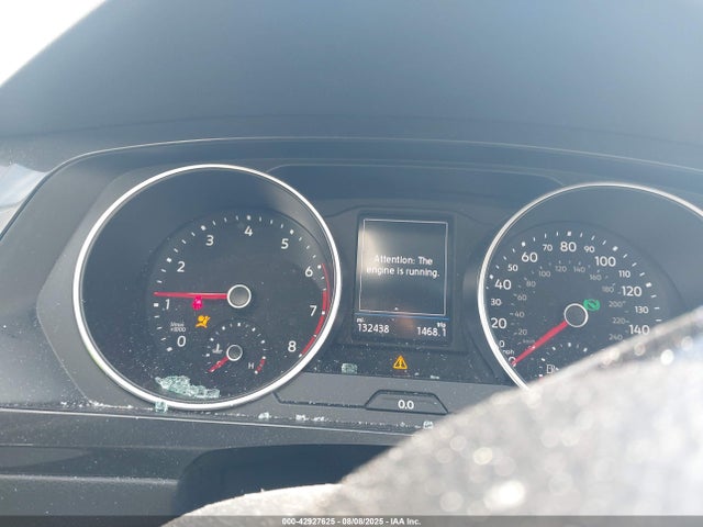 Volkswagen Tiguan 2018 3VV2B7AX4JM157330 Image 7