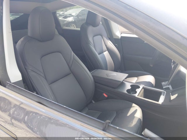 2023 TESLA MODEL Y 7SAYGDEE7PA164500 Photo 4