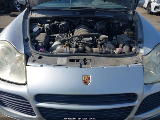 2004 PORSCHE CAYENNE WP1AC29PX4LA90445 Photo 9