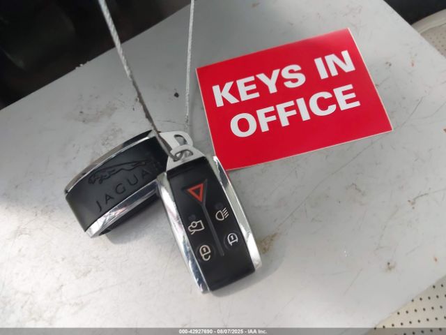 2010 JAGUAR XF SAJWA0GBXALR57932 Photo 10