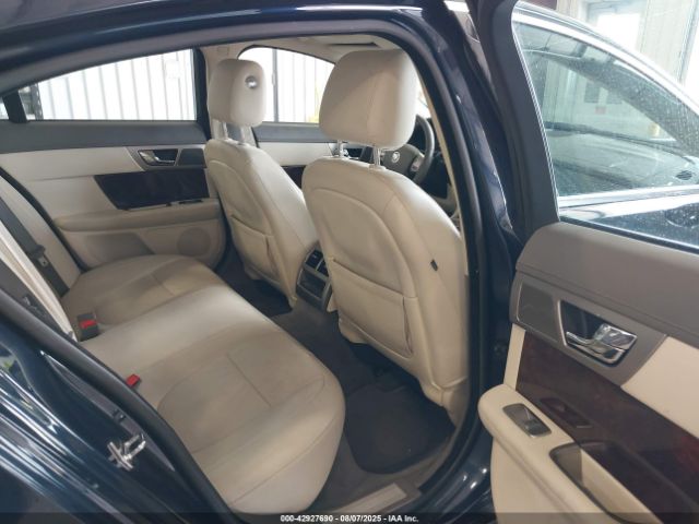 2010 JAGUAR XF SAJWA0GBXALR57932 Photo 7