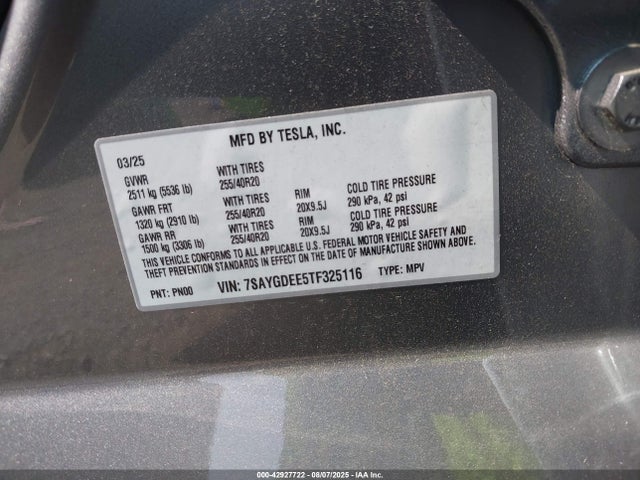 2026 TESLA MODEL Y 7SAYGDEE5TF325116 Photo 8