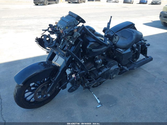 Harley-Davidson Road Glide Special 2018 1HD1KTC30JB683313 Image 2