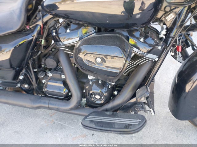Harley-Davidson Road Glide Special 2018 1HD1KTC30JB683313 Image 8
