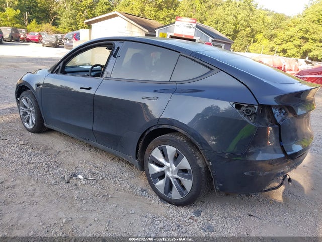 2024 TESLA MODEL Y 7SAYGDED1RF072568 Photo 2