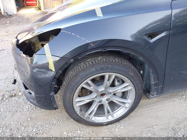 2024 TESLA MODEL Y 7SAYGDED1RF072568 Photo 5