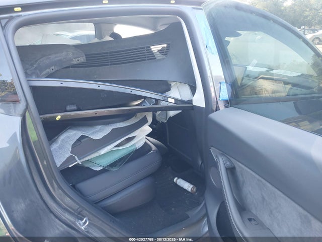 2024 TESLA MODEL Y 7SAYGDED1RF072568 Photo 7