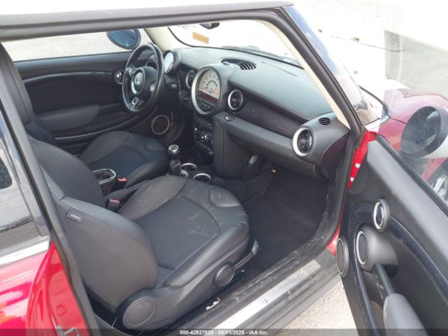 2011 MINI COOPER S WMWSV3C58BTY21378 Photo 4