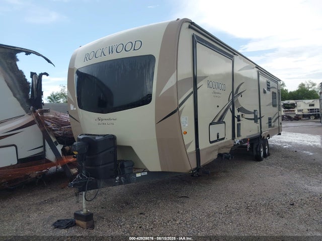 Forest River Real-lite / Rockwood Lite Weight Trailers 2018 4X4TRLH25J1883206 Image 2