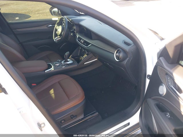 2022 ALFA ROMEO STELVIO ZASPAKBN5N7D24907 Photo 4