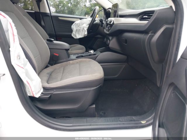 2021 FORD ESCAPE 1FMCU9G62MUA17702 Photo 4