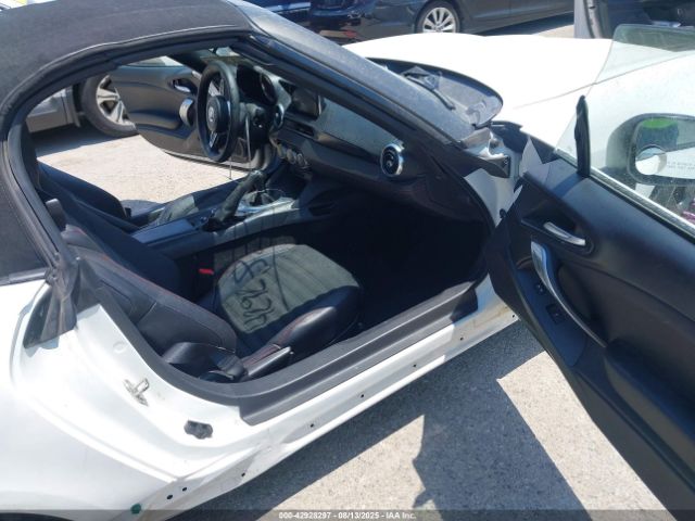 2017 FIAT 124 SPIDER JC1NFAEK0H0131510 Photo 4