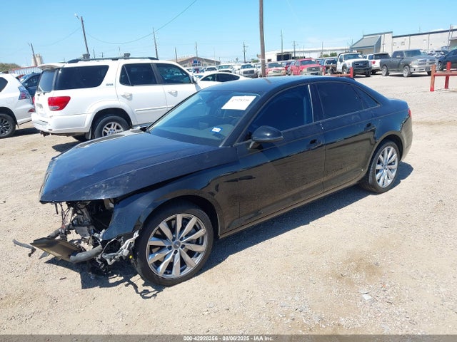 2017 AUDI A4 WAUANAF4XHN065813 Photo 1