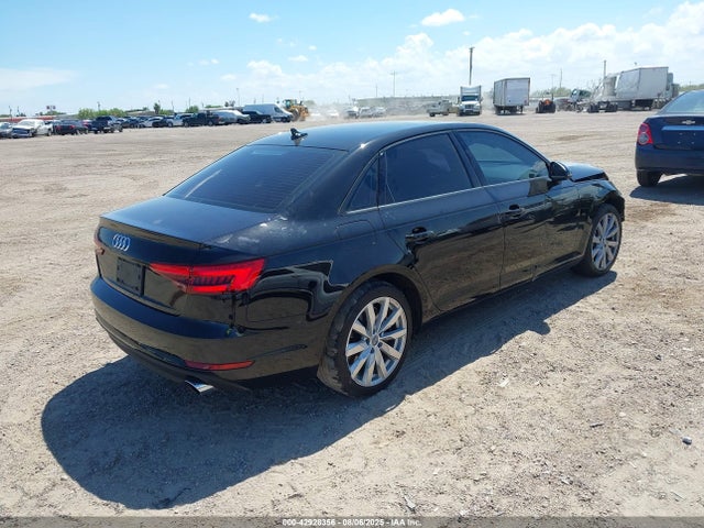 2017 AUDI A4 WAUANAF4XHN065813 Photo 3