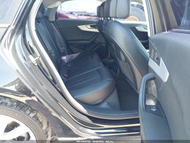 2017 AUDI A4 WAUANAF4XHN065813 Photo 7