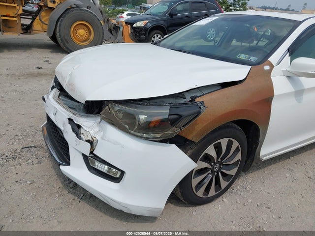 Honda lfa1 2014 1HGCR6F55EA004718 Image 6