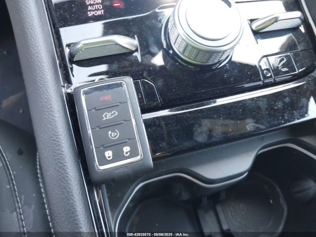 2024 JEEP GRAND CHEROKEE 4XE 1C4RJYD61RC107006 Photo 10