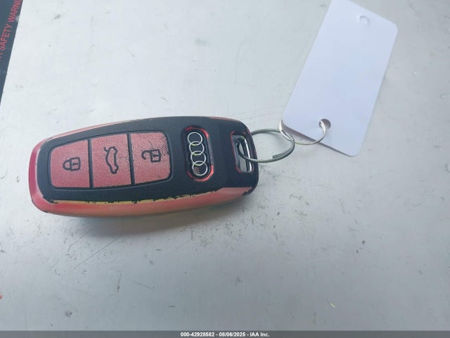 2021 AUDI Q8 WA1EVAF17MD044079 Photo 10