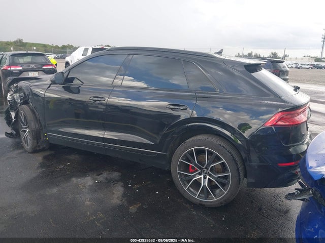 2021 AUDI Q8 WA1EVAF17MD044079 Photo 2