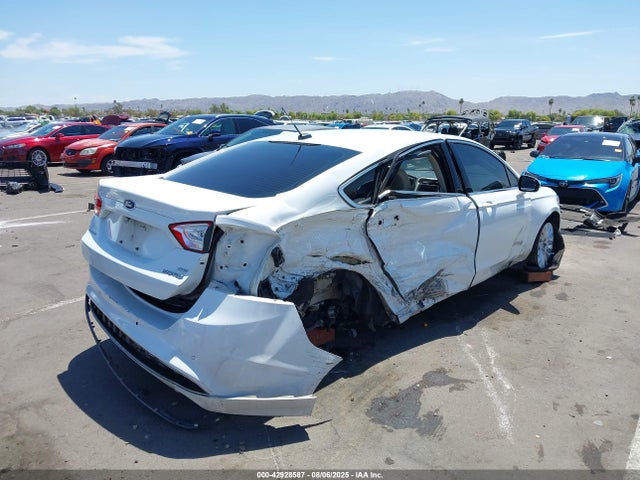3FA6P0LU8GR285454 Ford Fusion
