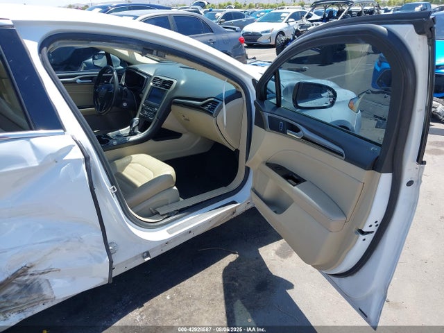 3FA6P0LU8GR285454 Ford Fusion