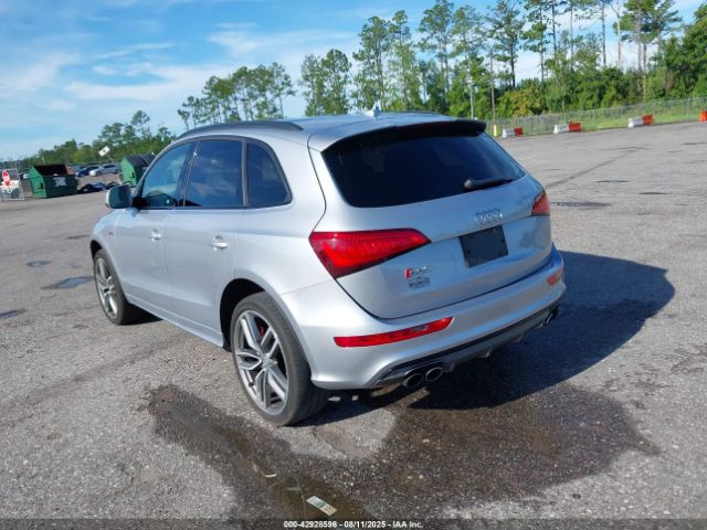 2016 AUDI SQ5 WA1VCAFP5GA104943 Photo 2