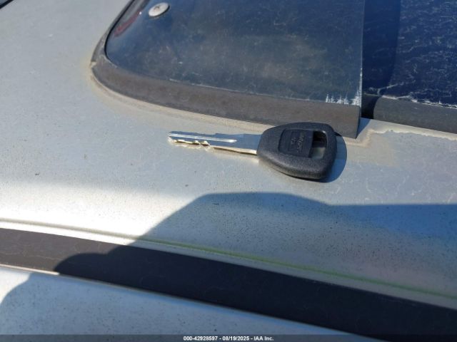 2000 ACURA RL JH4KA9657YC001815 Photo 10