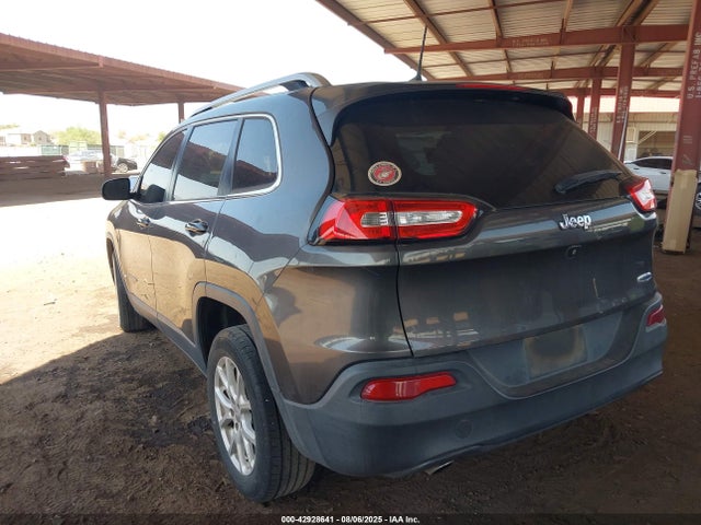 Jeep 2018 2018 1C4PJLLB0JD568835 Image 3