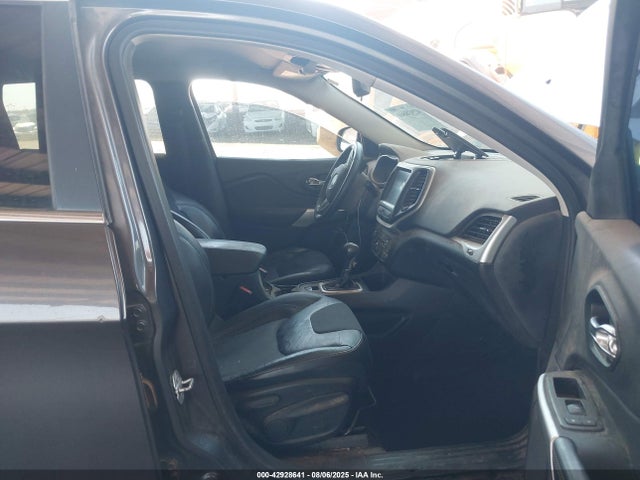 Jeep 2018 2018 1C4PJLLB0JD568835 Image 5