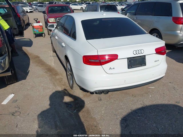 2013 AUDI A4 WAUEFAFL5DA063586 Photo 2