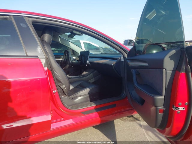 2021 TESLA MODEL 3 5YJ3E1EB4MF060904 Photo 4