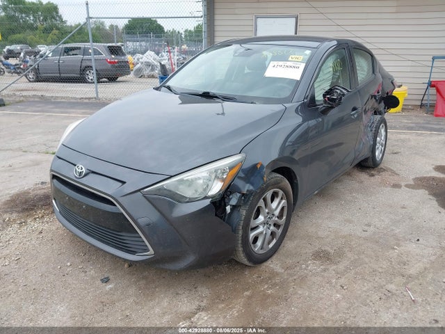 3MYDLBYV6JY327158 Toyota p5v