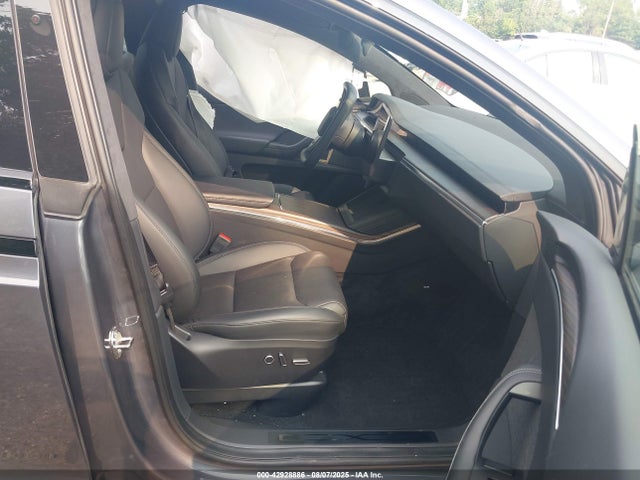 2023 TESLA MODEL X 7SAXCBE53PF417570 Photo 4