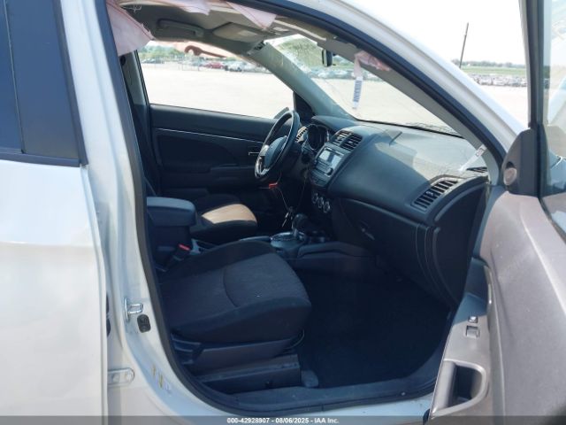 2017 MITSUBISHI OUTLANDER SPORT JA4AP3AU0HZ047887 Photo 4