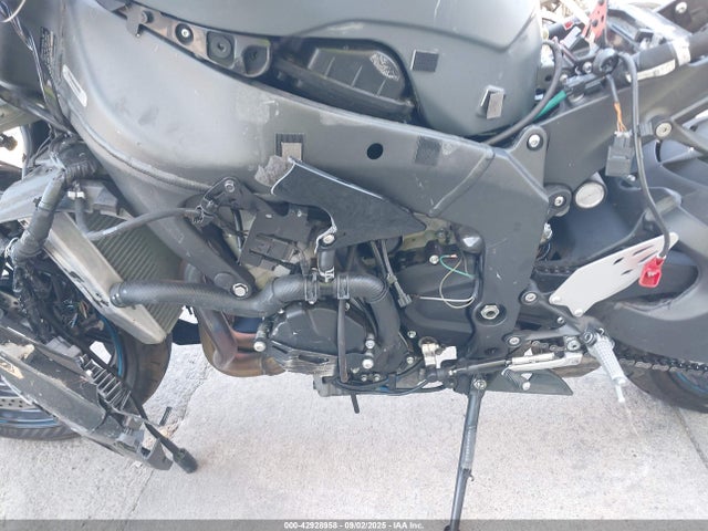 JKBZXJK11SA009761 Kawasaki Ninja Zx-6r