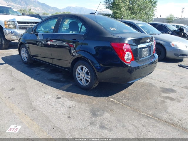 1G1JC5SHXG4180398 Chevrolet luw - e85 max