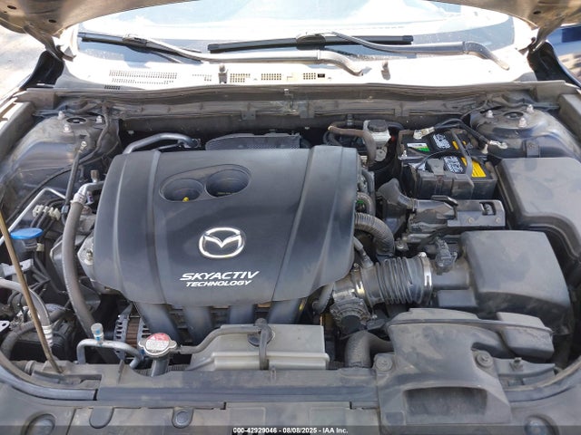 3MZBN1V33JM183666 Mazda py