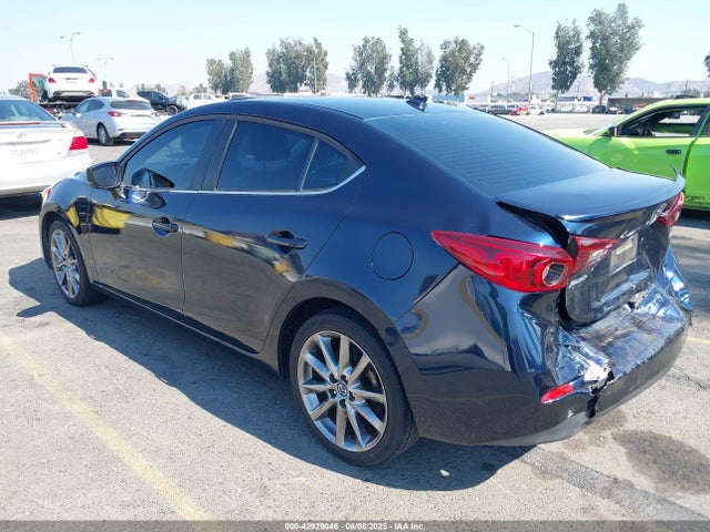 3MZBN1V33JM183666 Mazda py