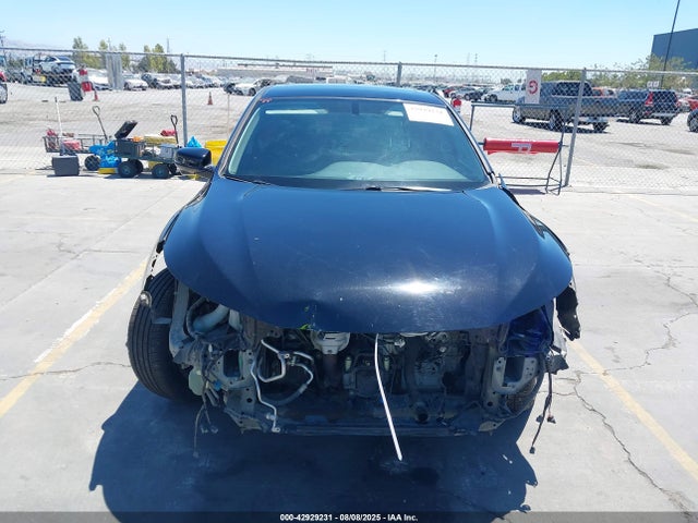 1HGCR2F88GA132988 Honda k24w1