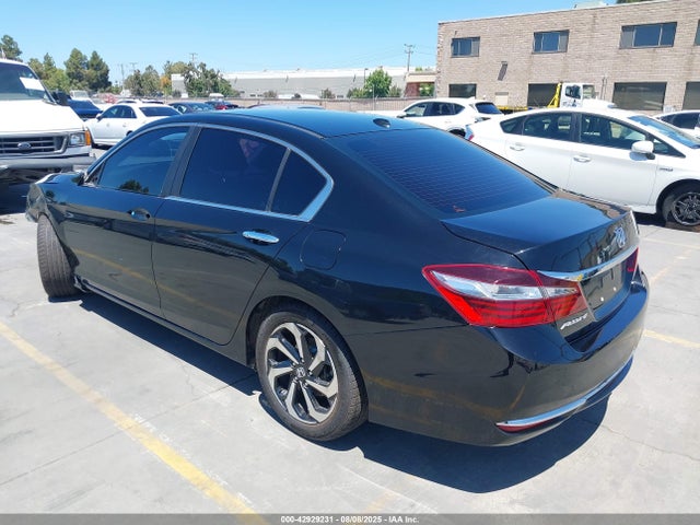 1HGCR2F88GA132988 Honda k24w1