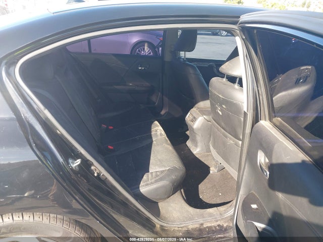 1HGCR2F88GA132988 Honda k24w1