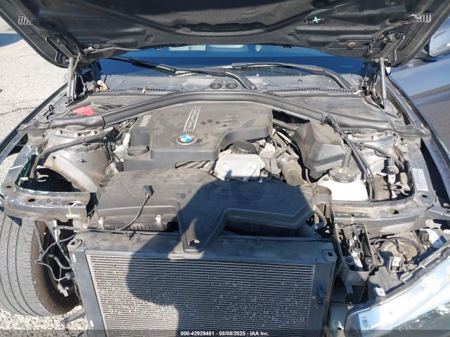 WBA8A9C50GK617681 BMW 320i