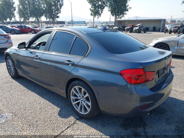 WBA8A9C50GK617681 BMW 320i