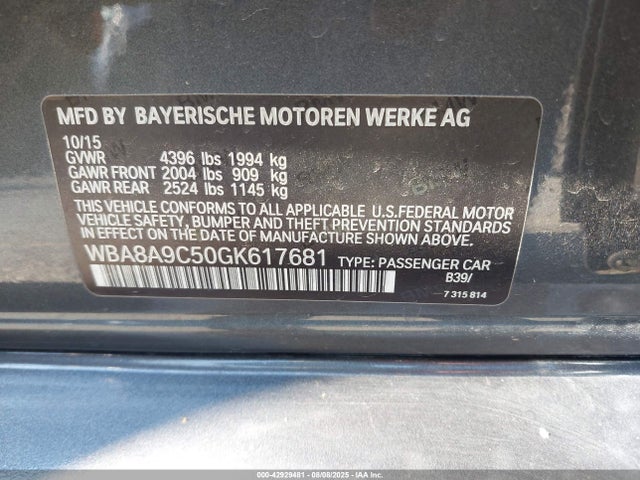 WBA8A9C50GK617681 BMW 320i