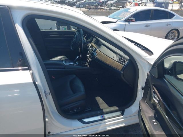 2015 BMW 740I WBAYA6C56FD826909 Photo 4