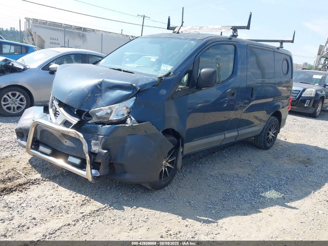 Nissan 2015 2015 3N6CM0KN3FK734902 Image 2